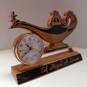 Reloj de apoyo con el emblema de Enfermería